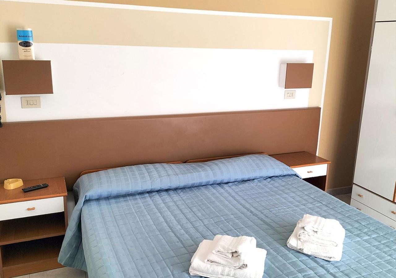 רימיני Hotel Ca Vanni מראה חיצוני תמונה
