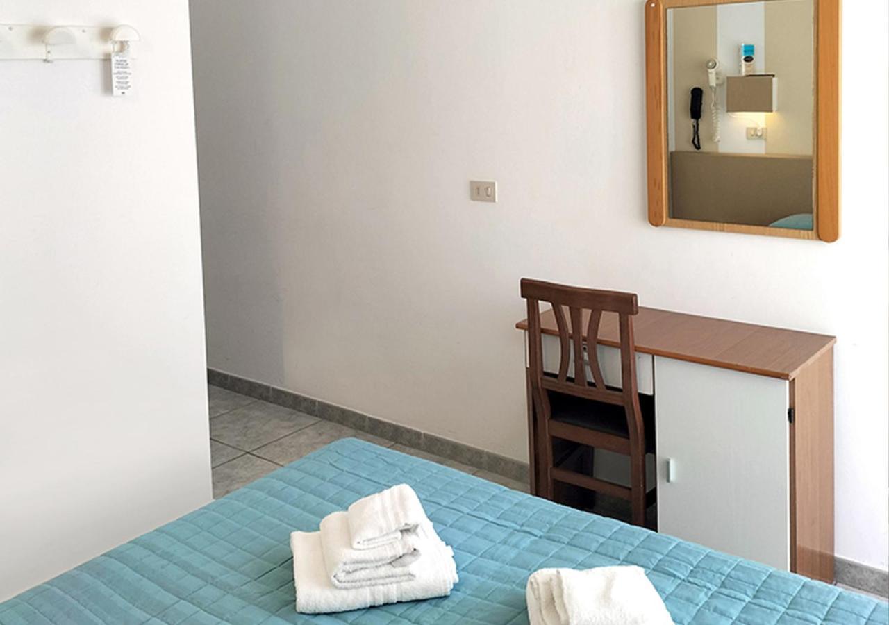 רימיני Hotel Ca Vanni מראה חיצוני תמונה