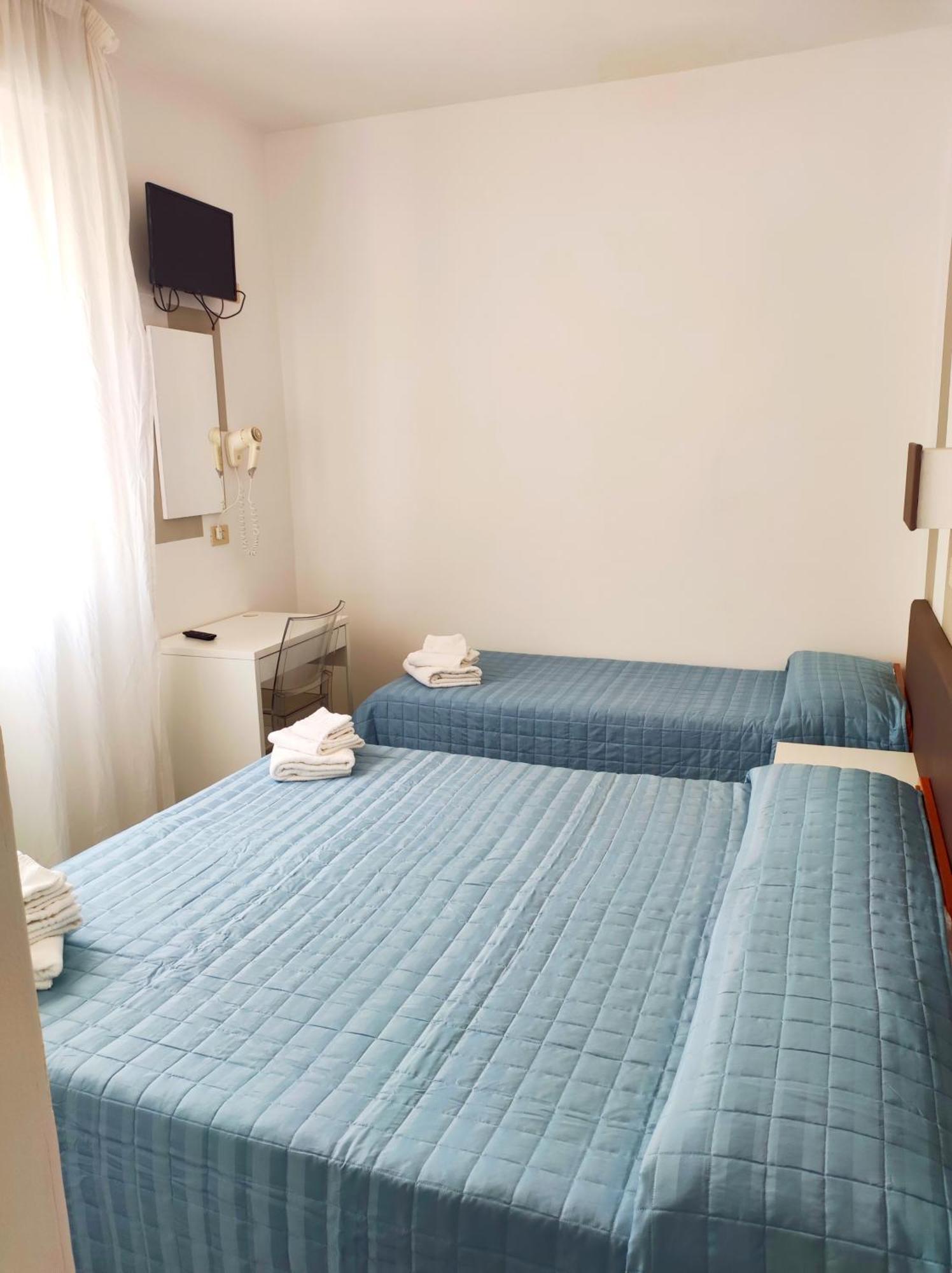 רימיני Hotel Ca Vanni חדר תמונה