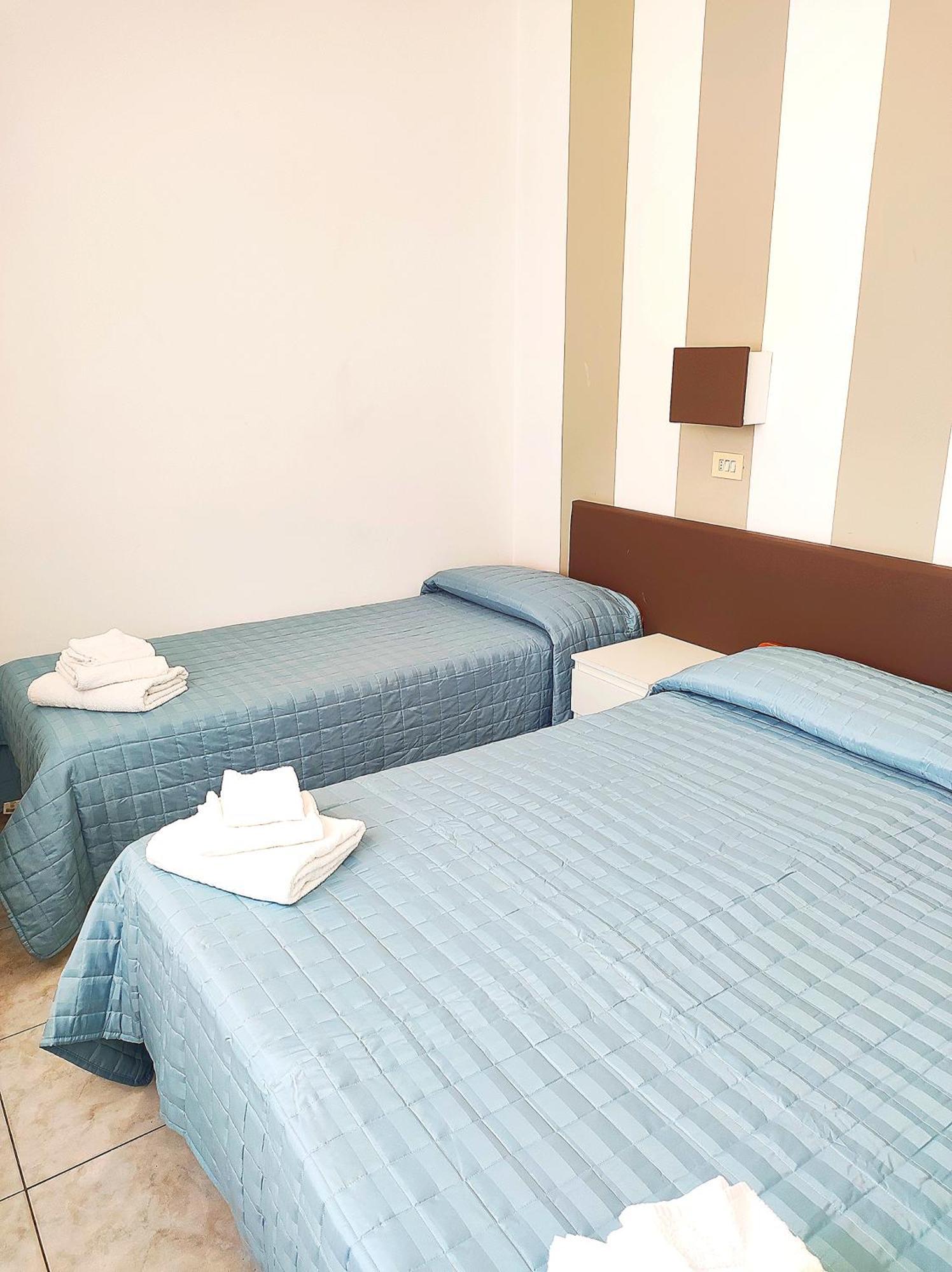 רימיני Hotel Ca Vanni חדר תמונה